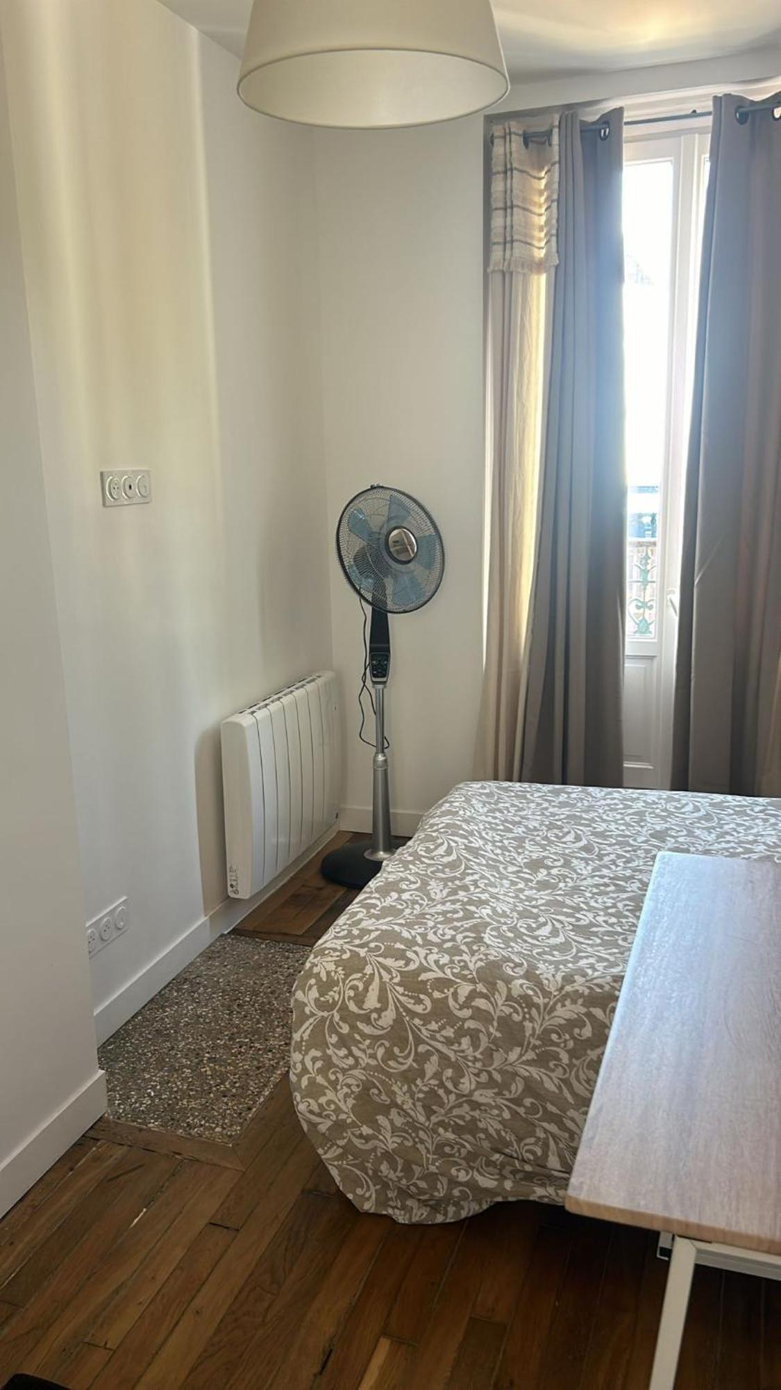 Appartement Lumineux: Central City Elegance with 3 Bedrooms Troyes Exterior photo